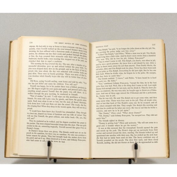 Short Novels of John Steinbeck, Tortilla Flat, Cannery Row, Viking Press 1963 - Picture 4 of 6